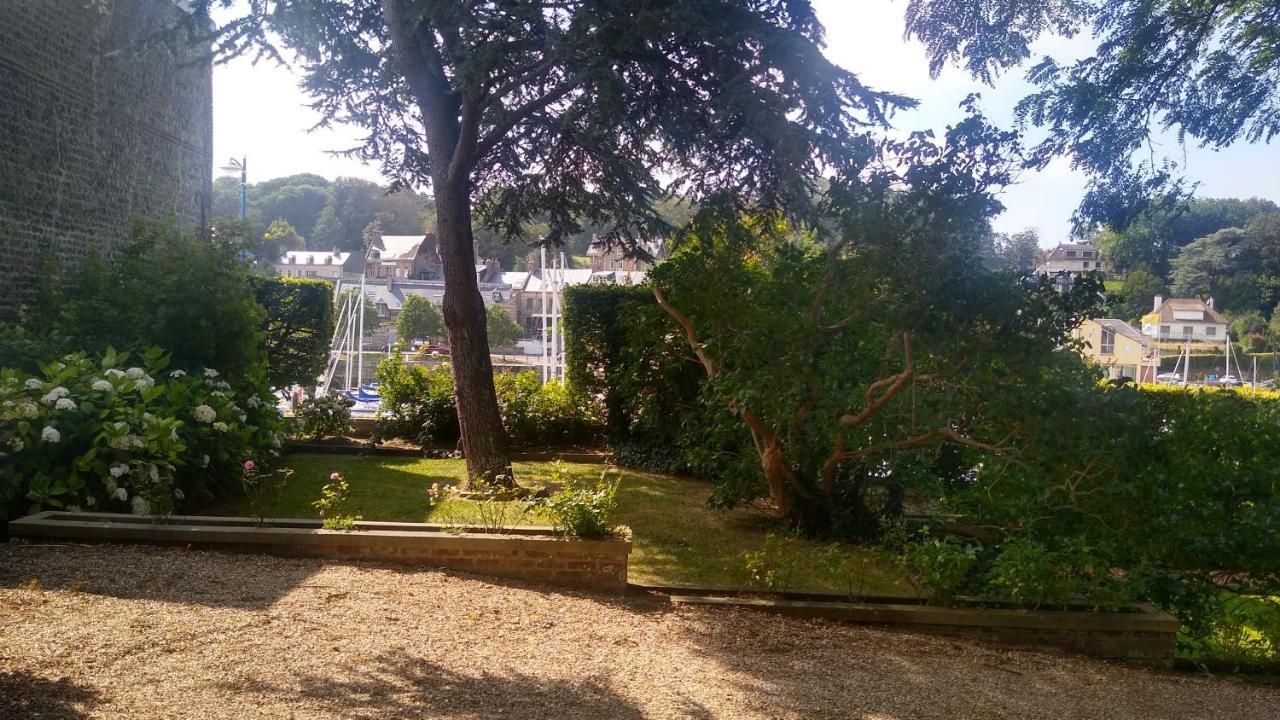 Appartement Sur Le Port, 105M Rez De Jardin Avec Parc Privatif Saint-Valery-en-Caux Exterior foto